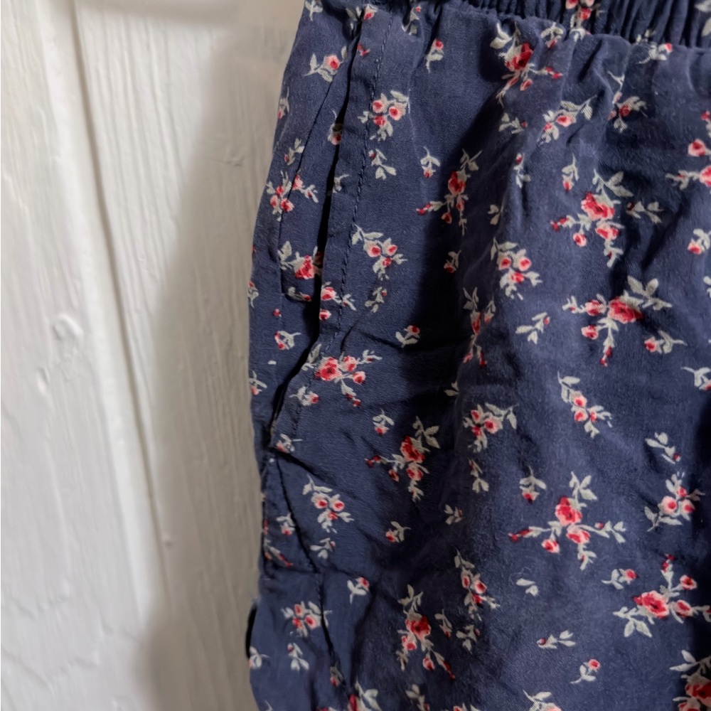 Garage Blue Floral Patterned Shorts - Picture 5 of 6